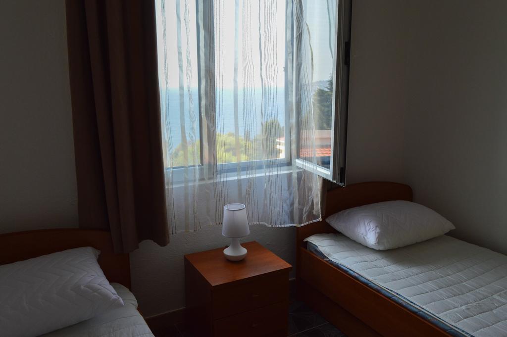 Apartment Sunny Bar Luaran gambar