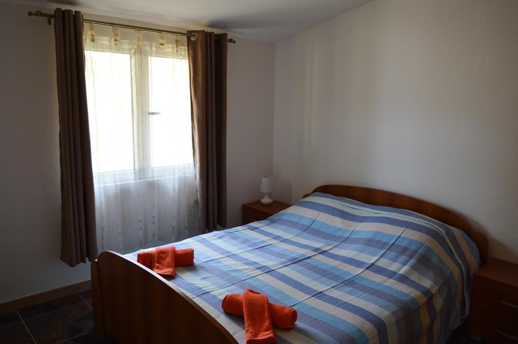 Apartment Sunny Bar Luaran gambar