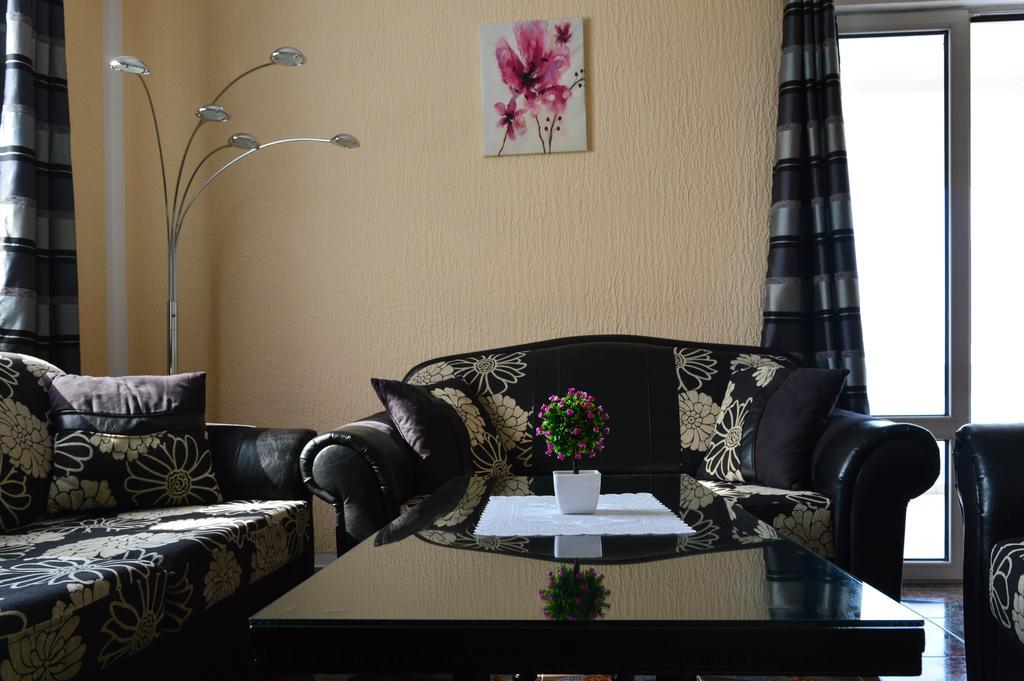 Apartment Sunny Bar Luaran gambar